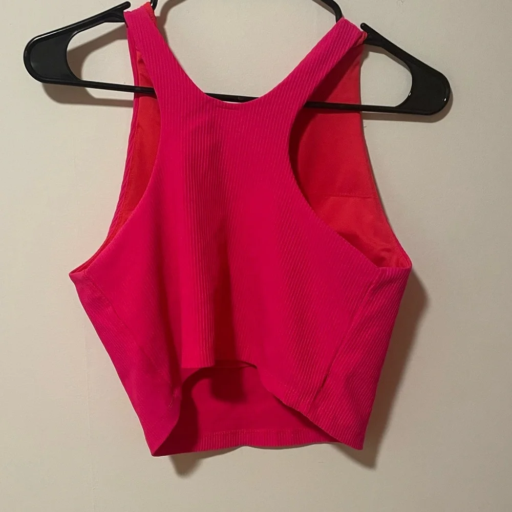 Vively Vibrant Pink Ribbed Women's Cropped Tank Top/Sports Bra L - Picture 3 of 7